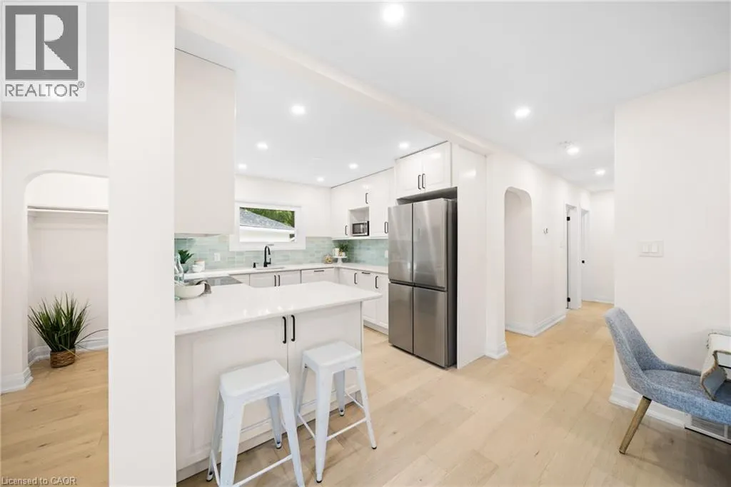 133 INGLEWOOD Drive