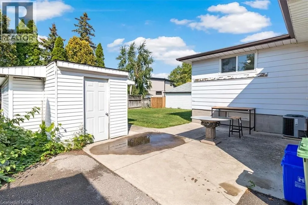 161 HOOVER Crescent Unit# MAIN, #MAIN