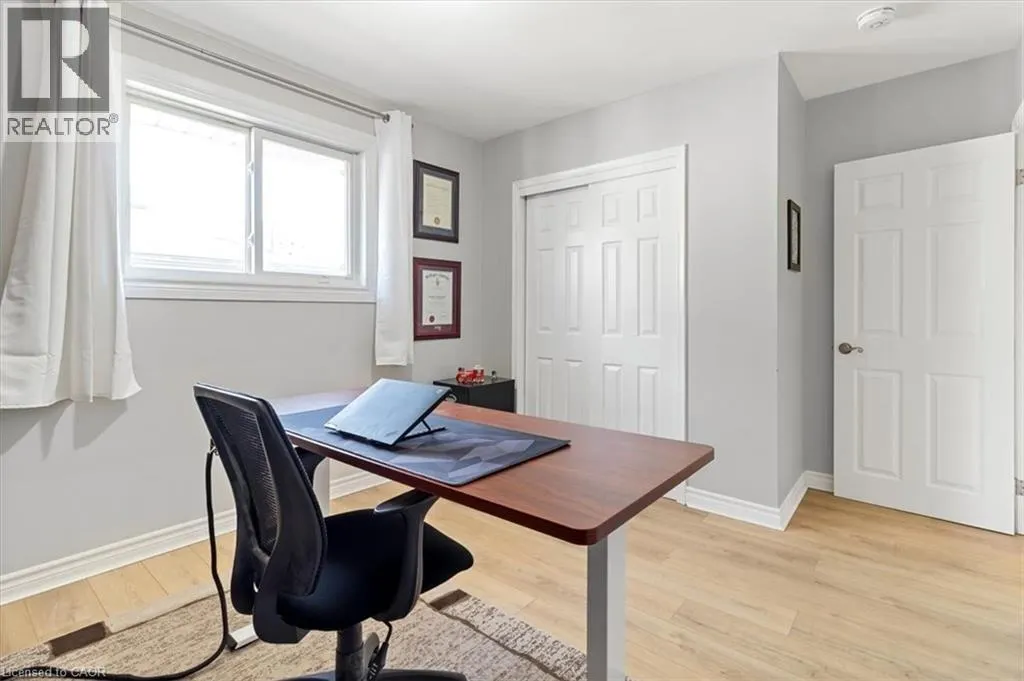 161 HOOVER Crescent Unit# MAIN, #MAIN
