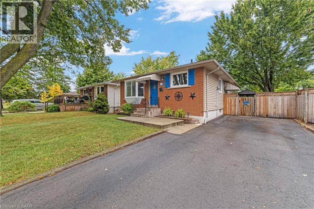111 BOSTON Crescent