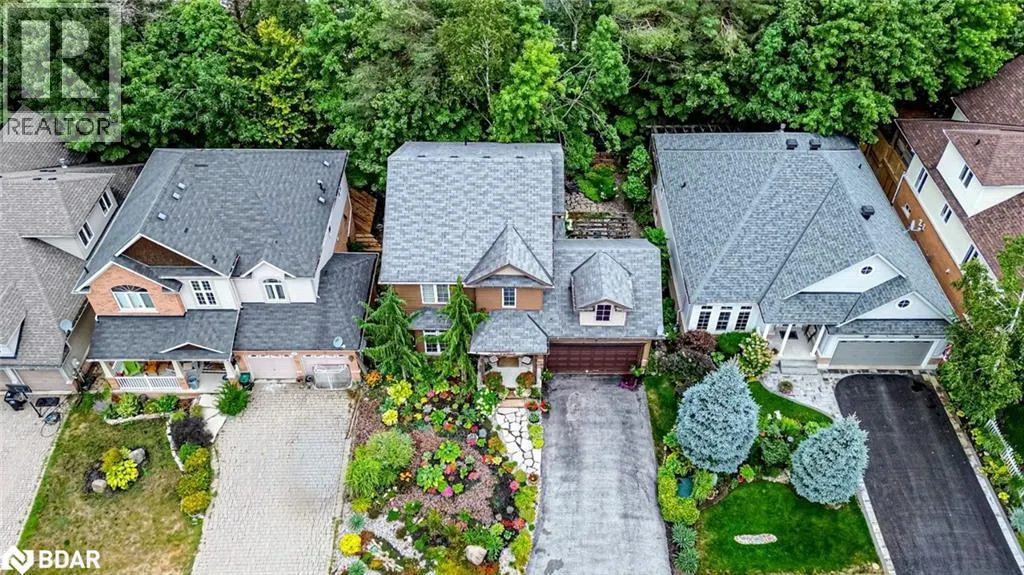 11 OAKMONT Avenue