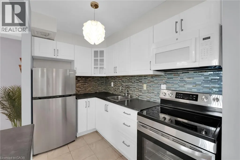 15 ALBRIGHT Road Unit# 605, #605