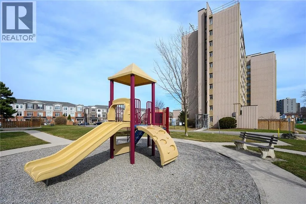 15 ALBRIGHT Road Unit# 605, #605
