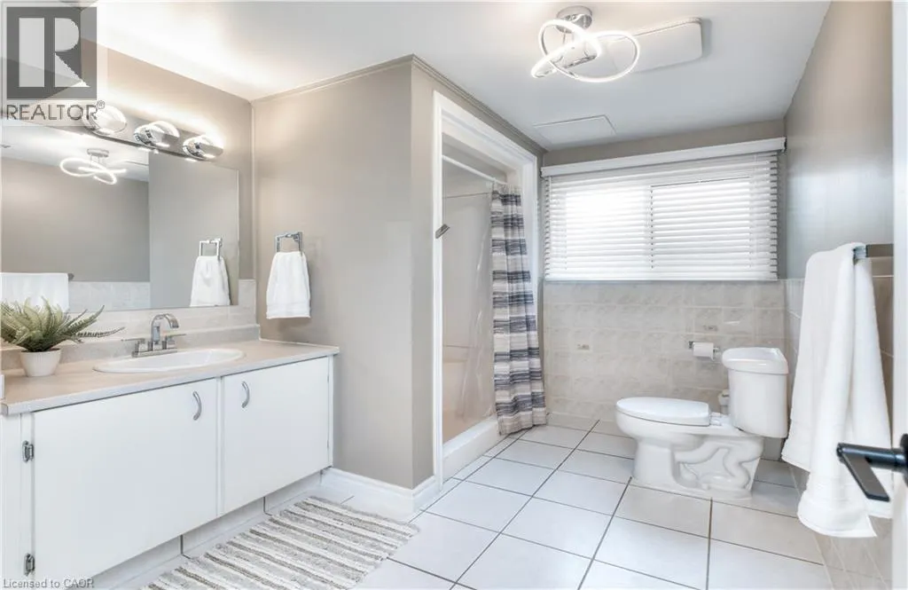 27 WHEATFIELD Crescent