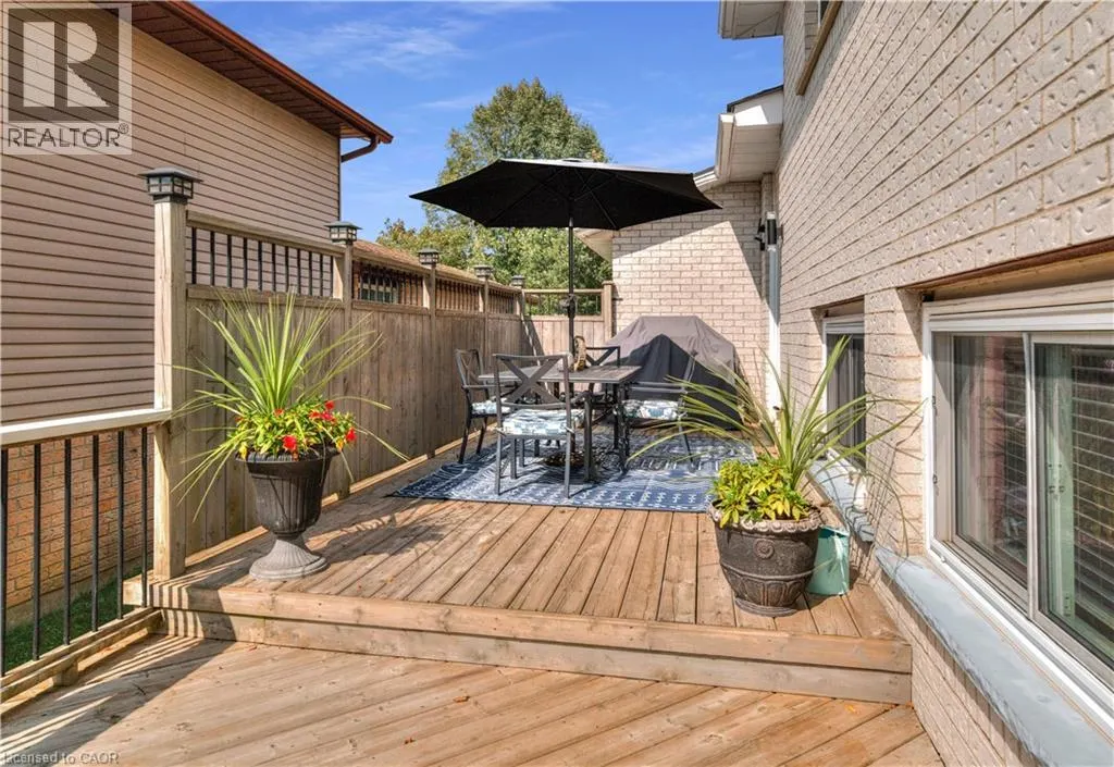 27 WHEATFIELD Crescent