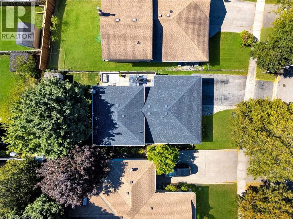 27 WHEATFIELD Crescent