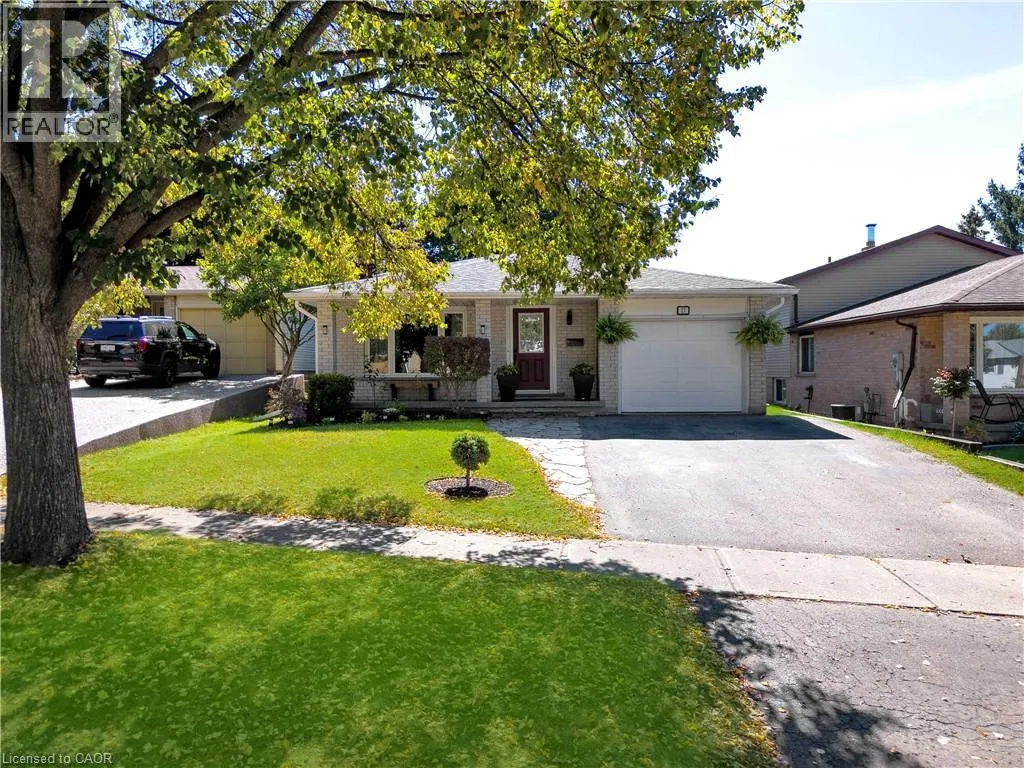 27 WHEATFIELD Crescent