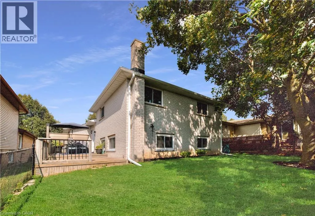 27 WHEATFIELD Crescent