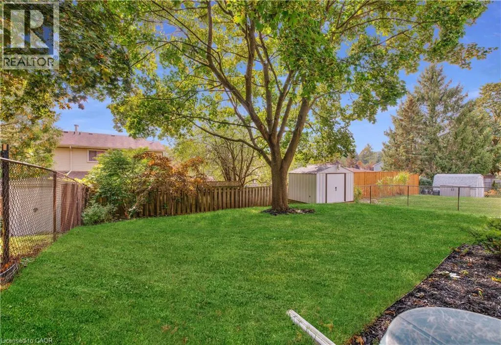 27 WHEATFIELD Crescent