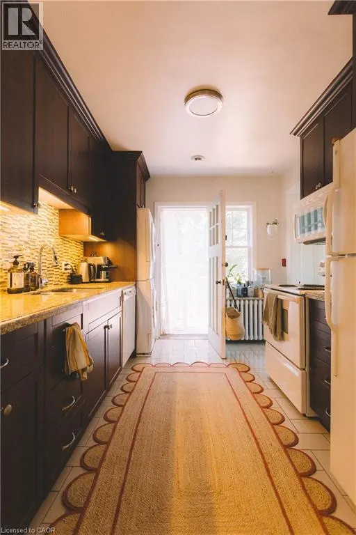 272 PARK Street S Unit# 2, #2