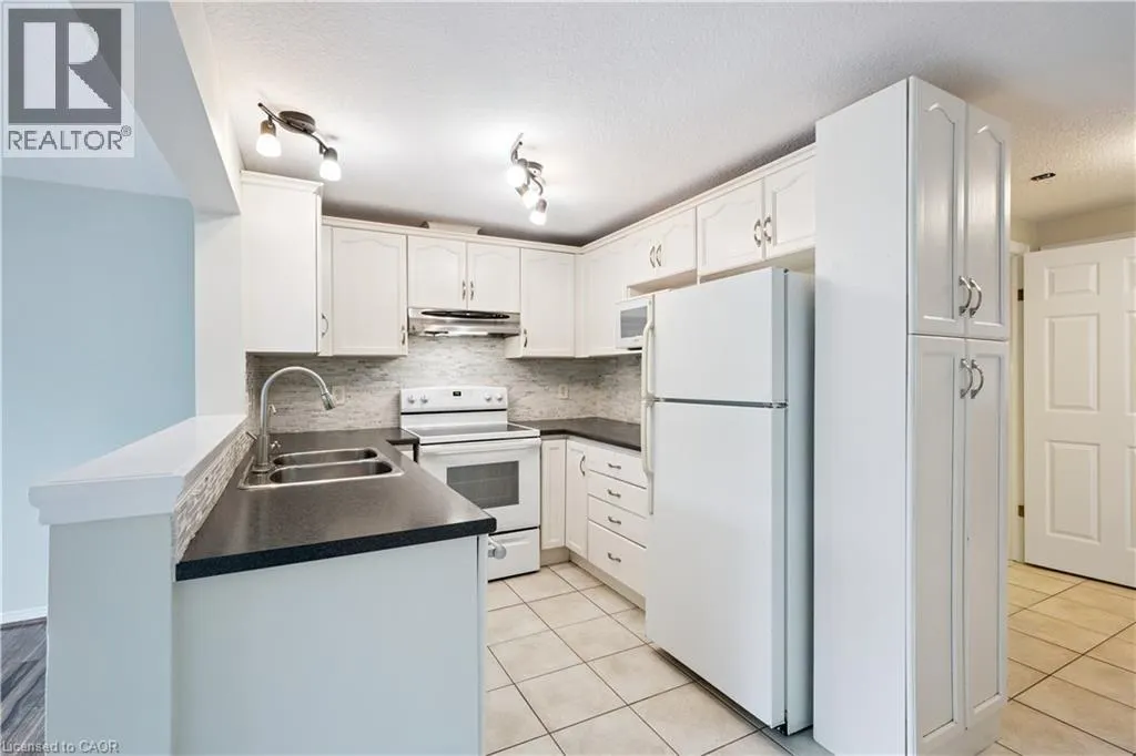 123 STEPHANIE Drive