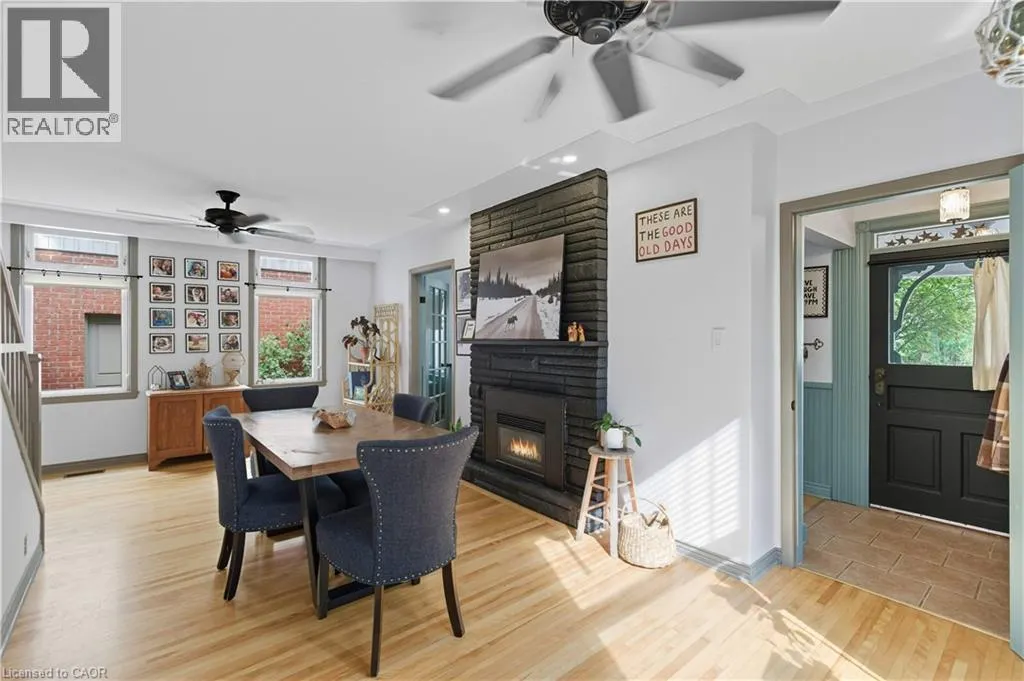 21 ORKNEY Street W