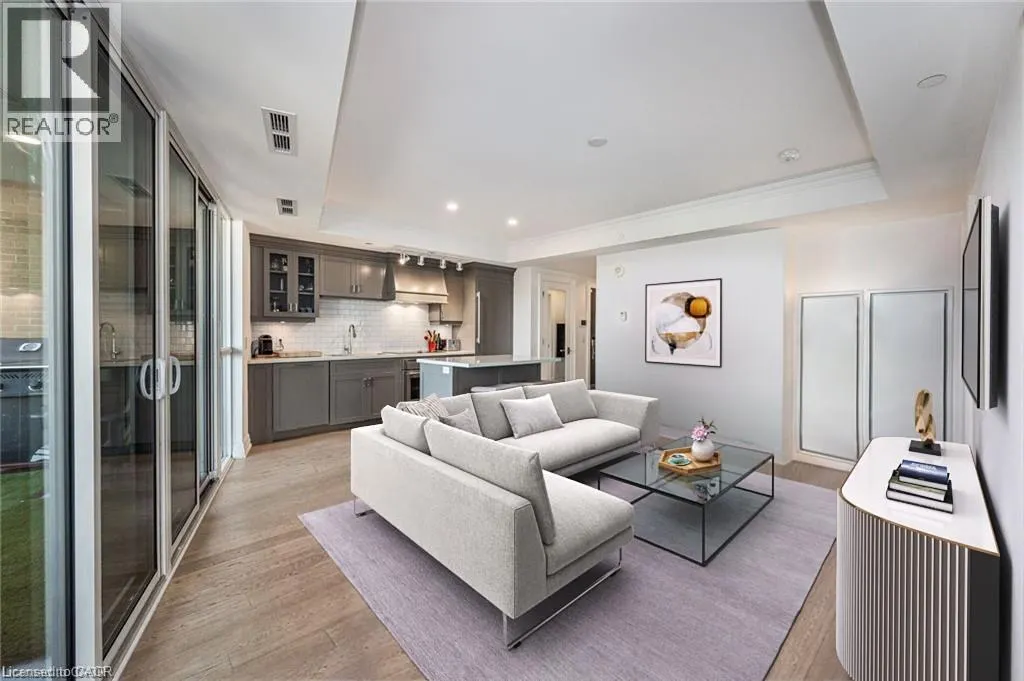 2060 LAKESHORE Road Unit# 304, #304