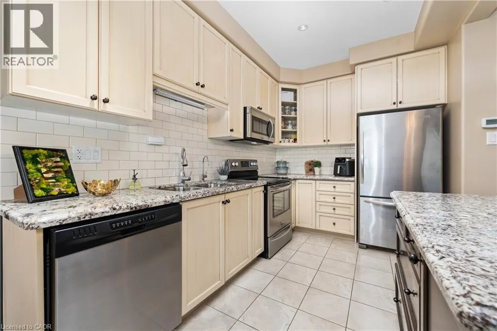 6 CHESTNUT Drive Unit# 16, #16