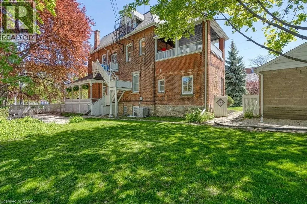272 PARK Street S Unit# 3, #3