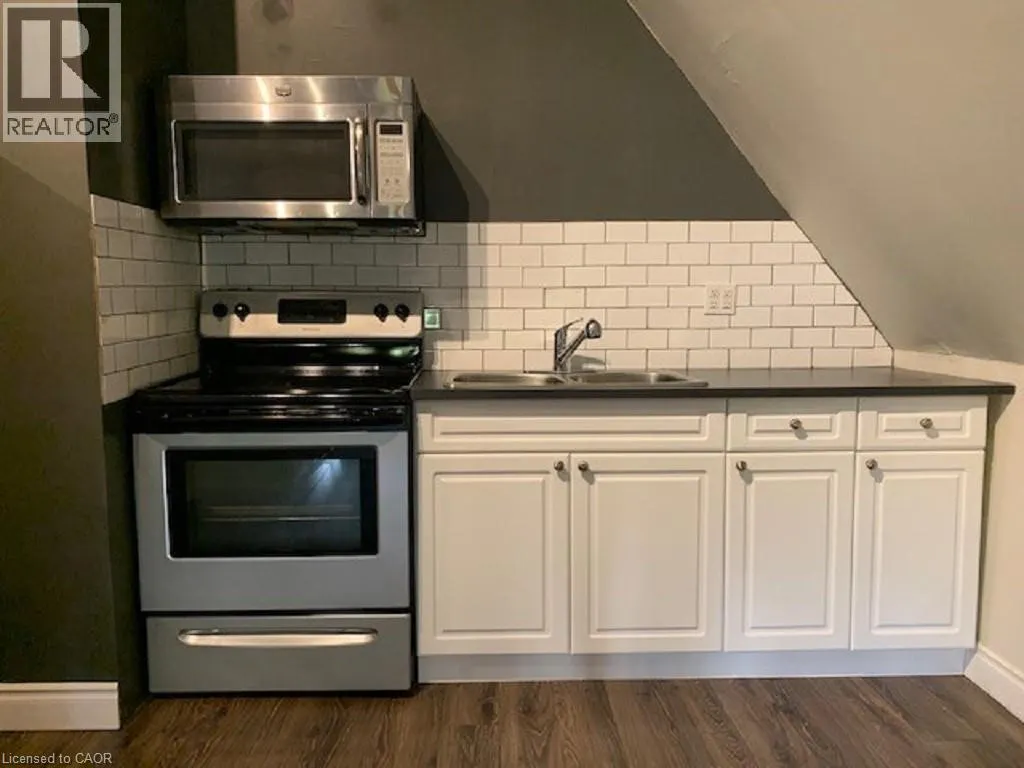 272 PARK Street S Unit# 3, #3