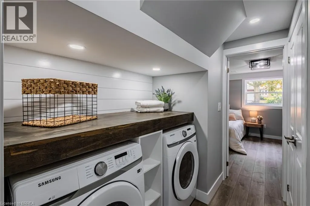 10 UPLANDS Drive