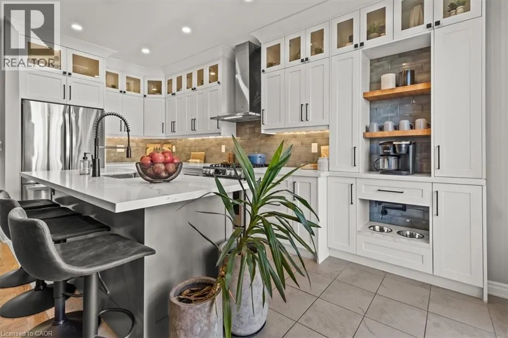 100 CELANO Drive