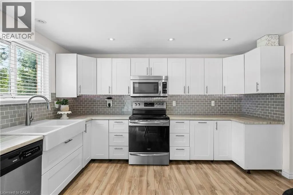 55 EAST 22ND Street