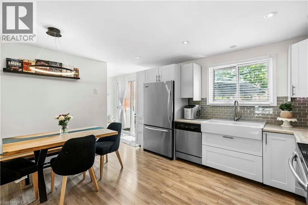 55 EAST 22ND Street