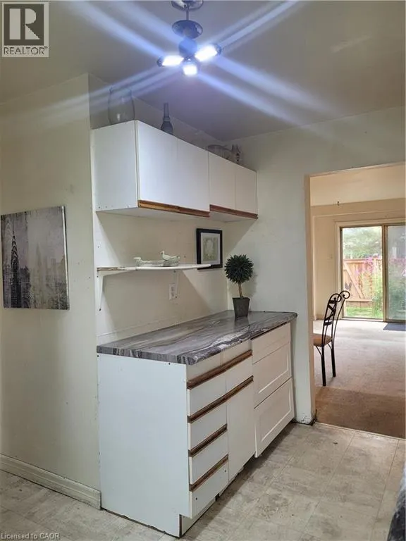 27 QUEENSTON Drive