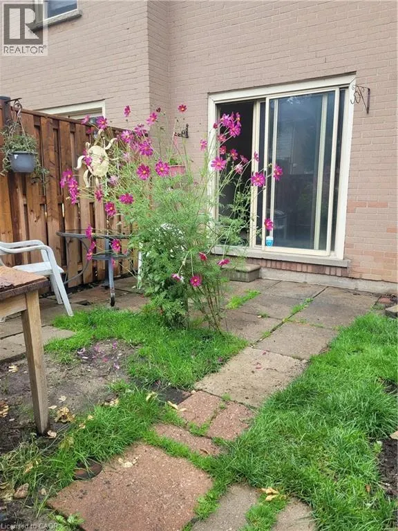 27 QUEENSTON Drive