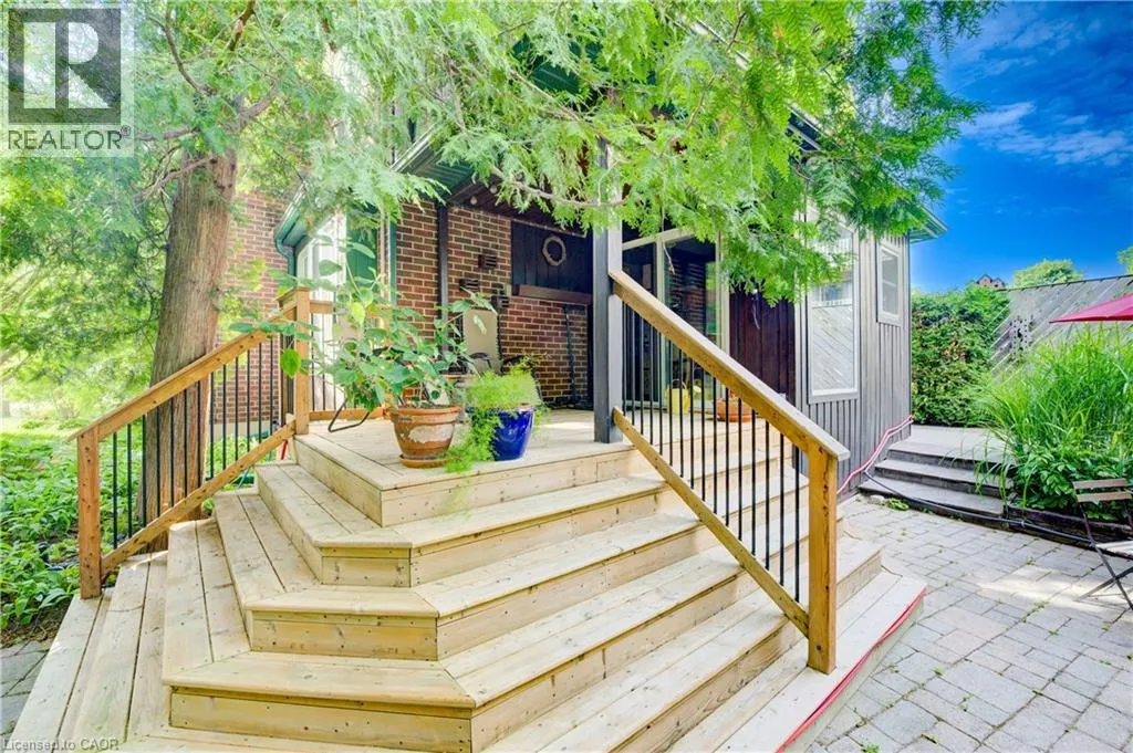 85 UNION Boulevard