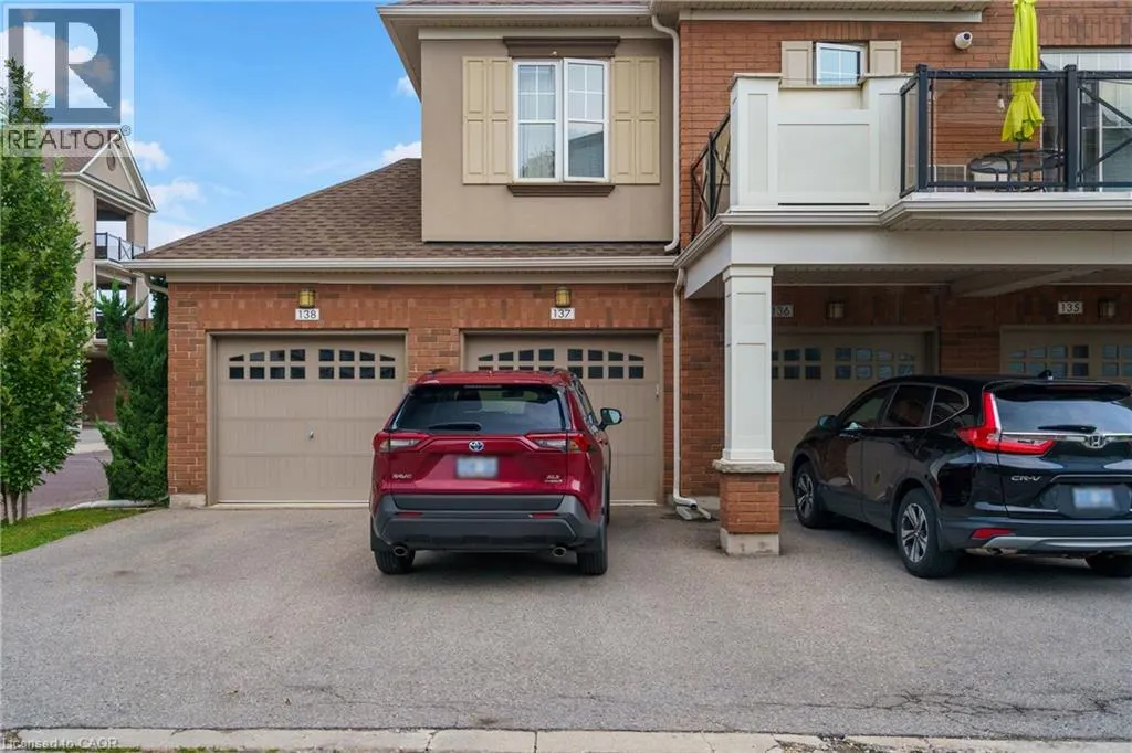 272 GEORGIAN Drive Unit# 306, #306