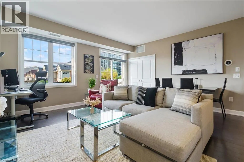 272 GEORGIAN Drive Unit# 306, #306
