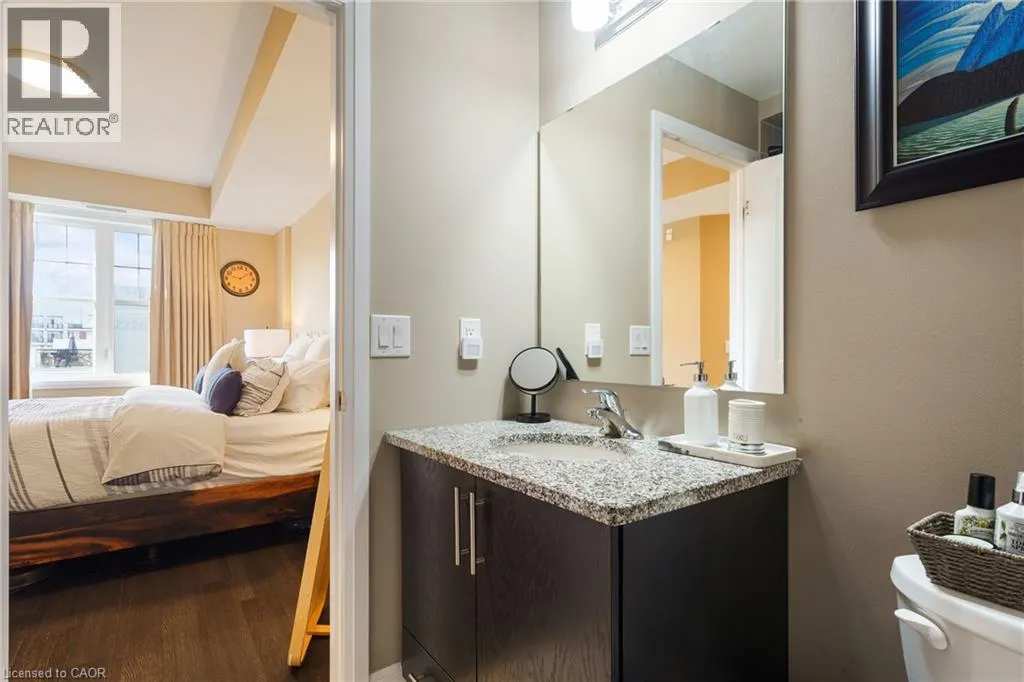 272 GEORGIAN Drive Unit# 306, #306