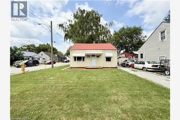 20 MCNAUGHTON Avenue