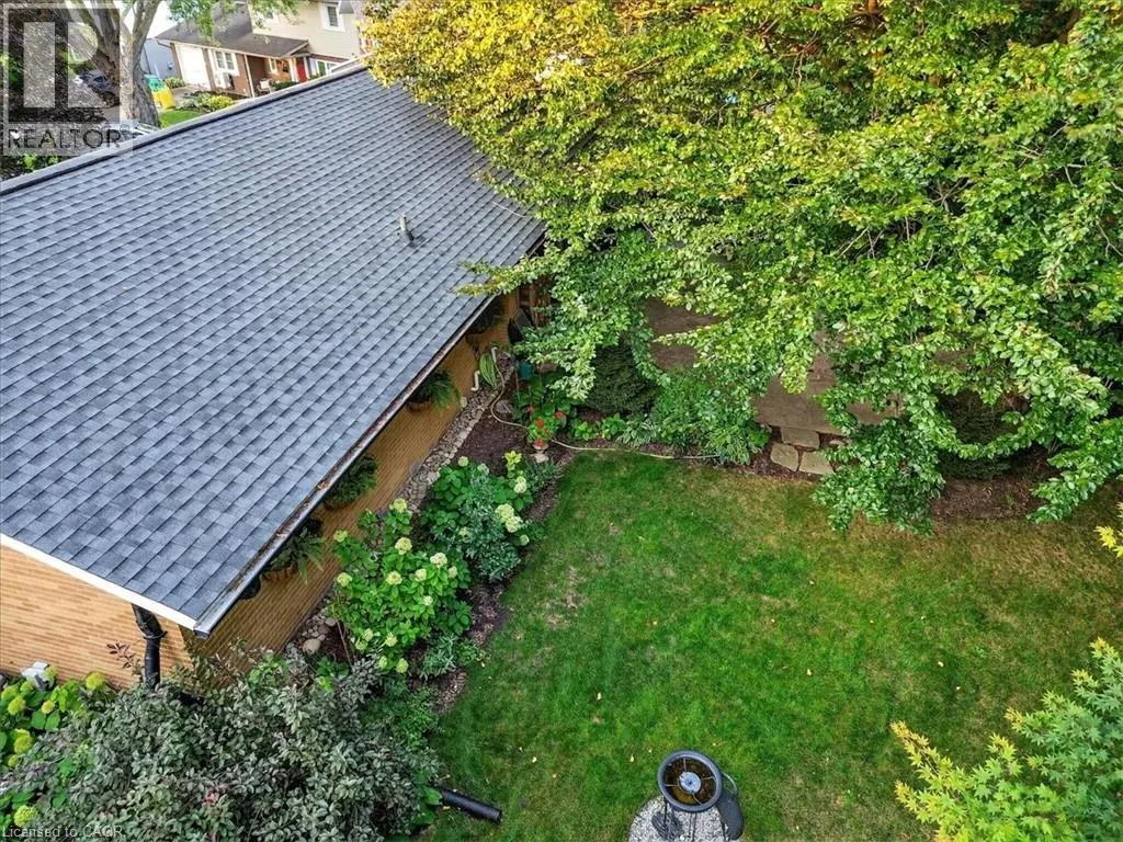 12 GLENDALE Place