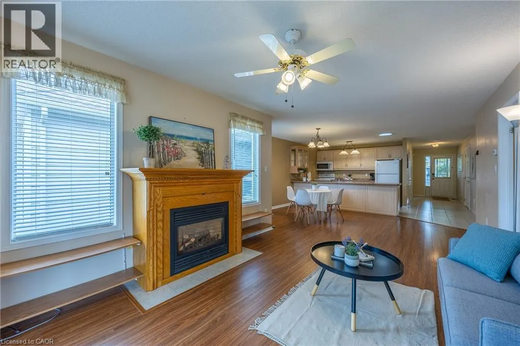 4 WALSINGHAM Drive