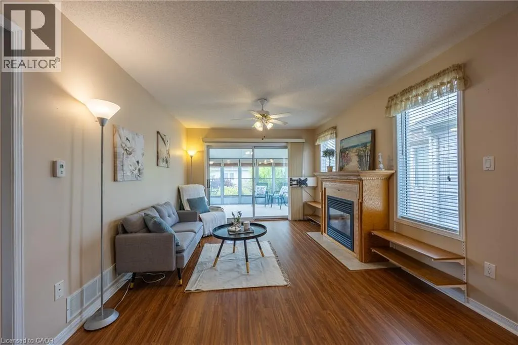 4 WALSINGHAM Drive