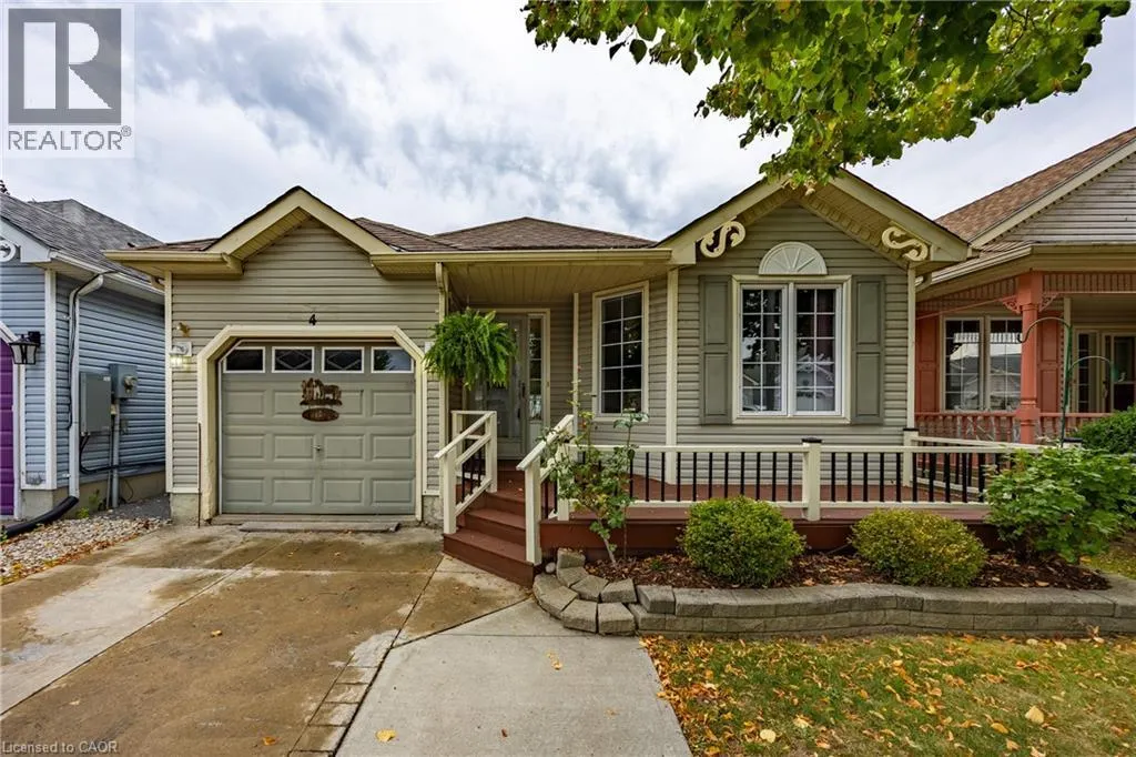 4 WALSINGHAM Drive