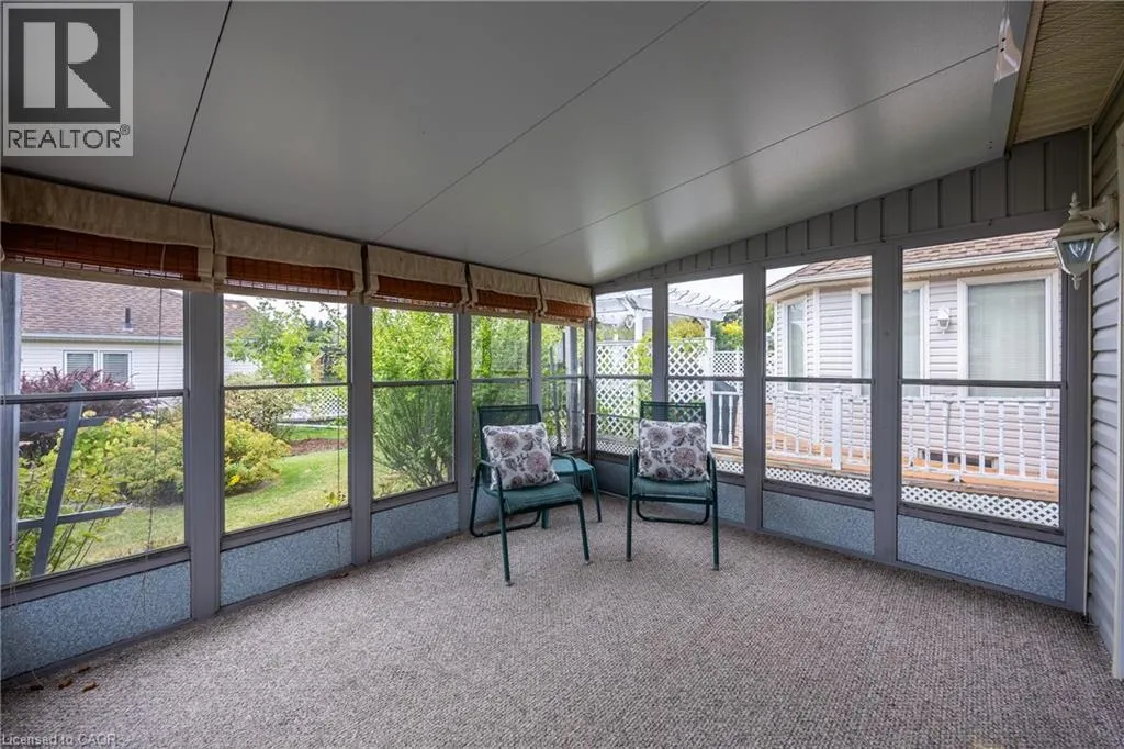 4 WALSINGHAM Drive