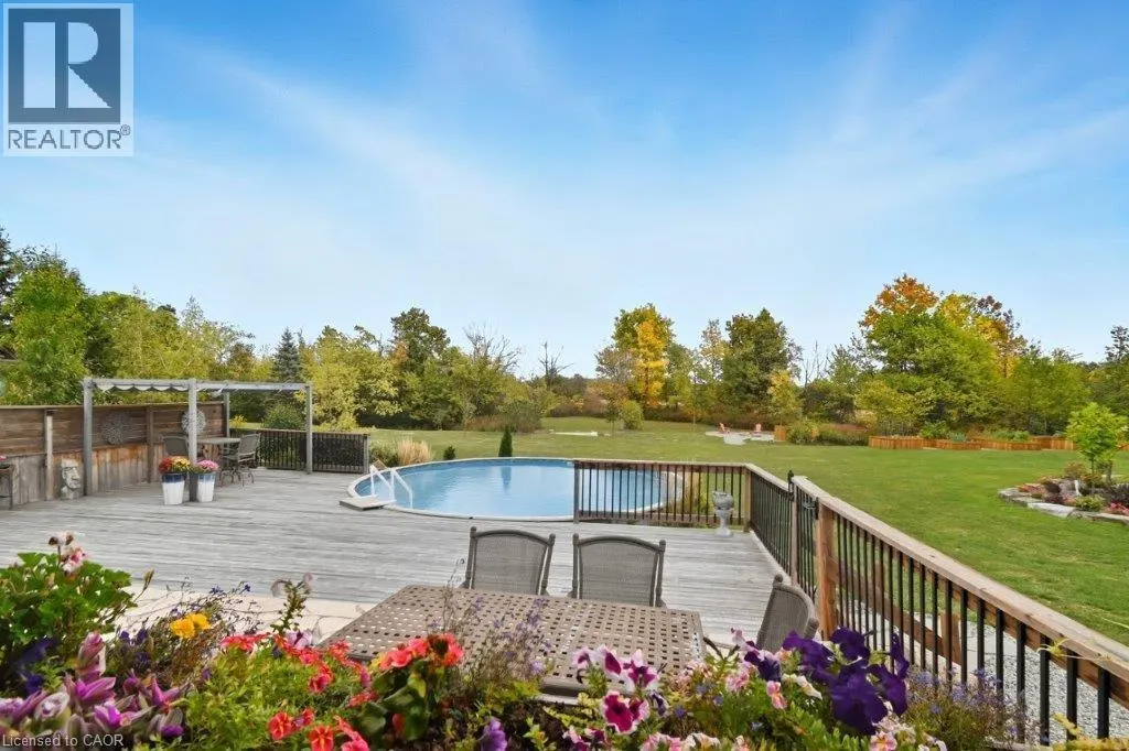 2493 MEADOW Court