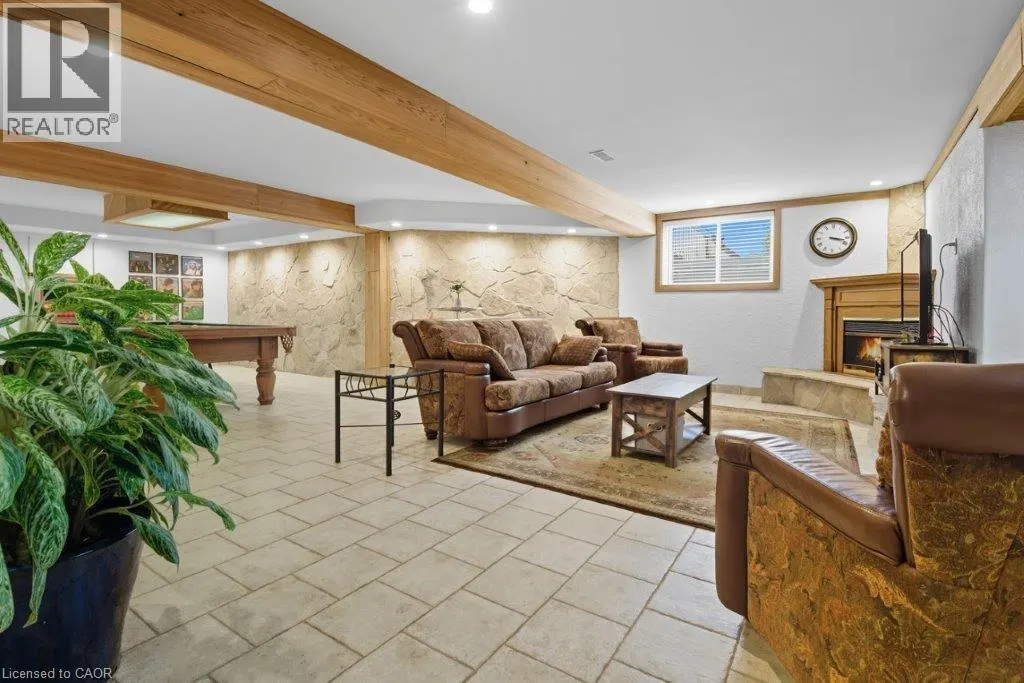 2493 MEADOW Court
