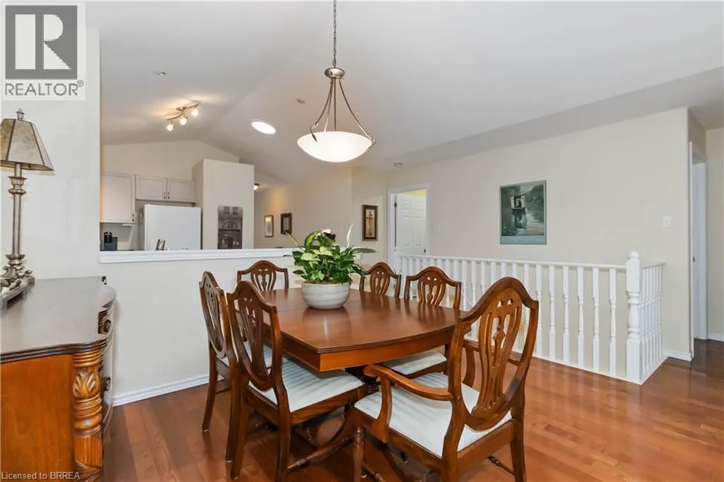 54 GLENWOOD Drive Unit# 15, #15