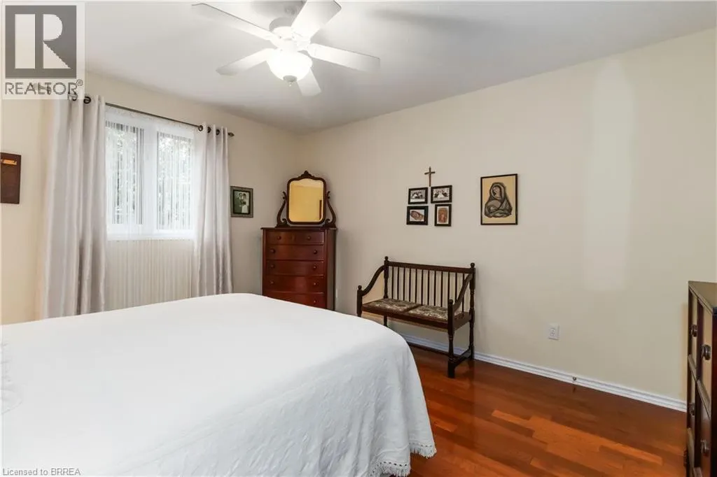 54 GLENWOOD Drive Unit# 15, #15