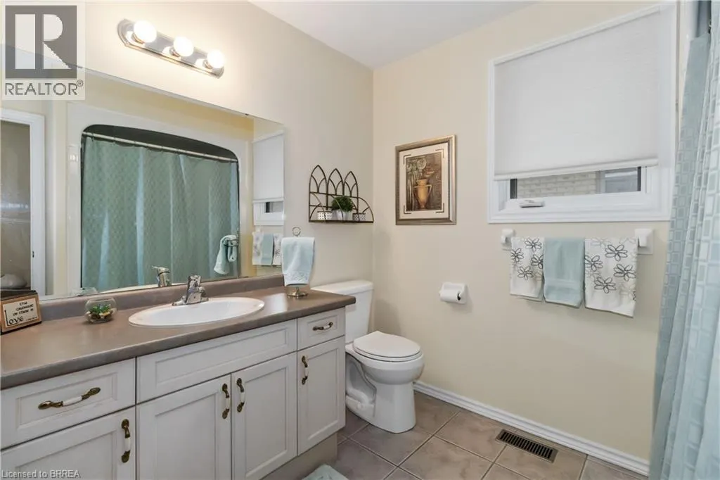 54 GLENWOOD Drive Unit# 15, #15