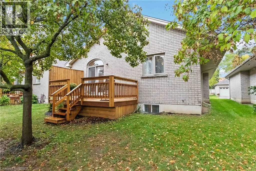 54 GLENWOOD Drive Unit# 15, #15