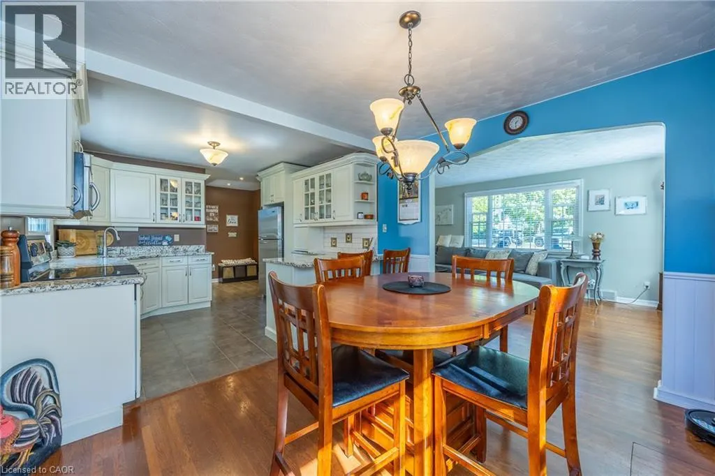 30 GIBSON Drive