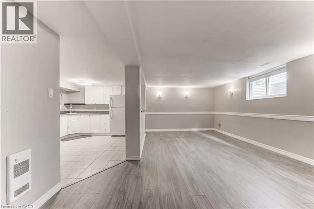 119 KINGSWOOD Drive