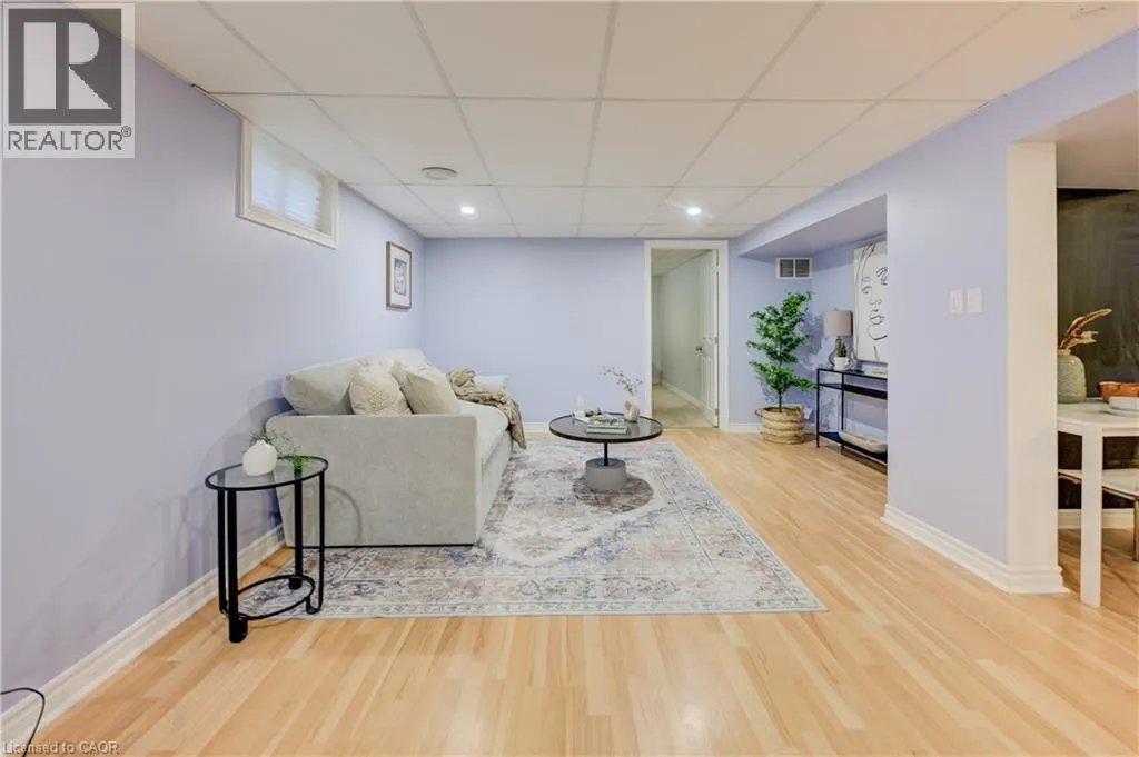 18 ROSEMORE Road