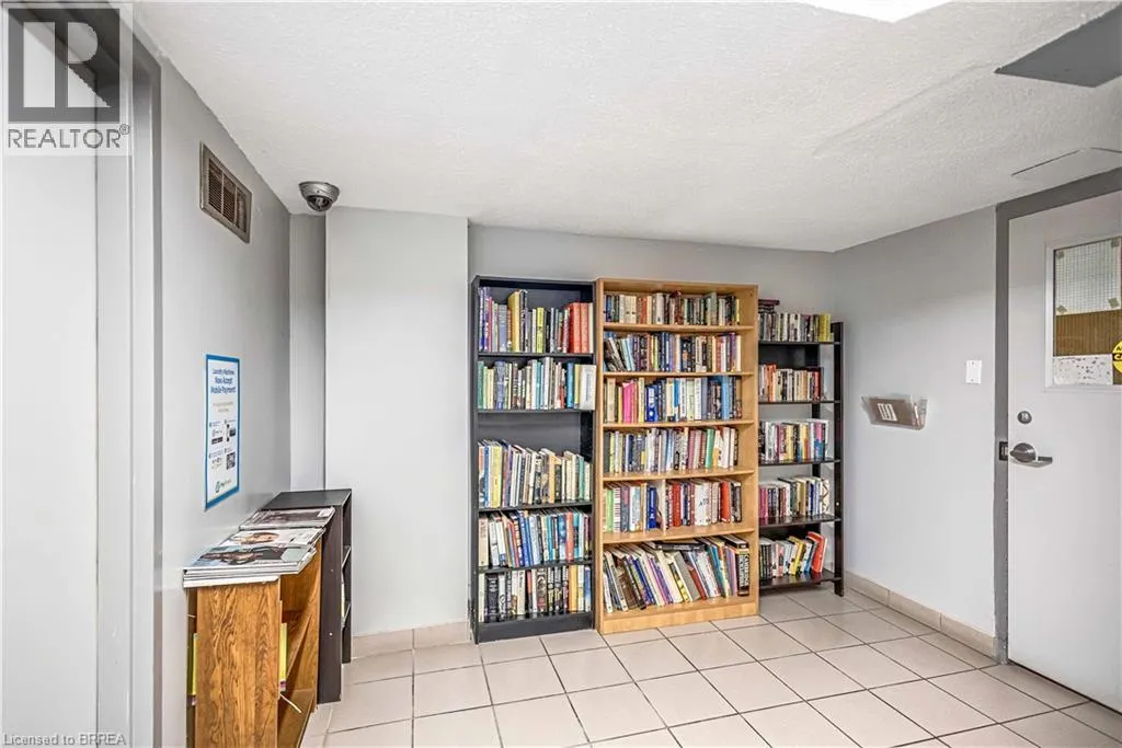 1964 MAIN Street W Unit# 507, #507
