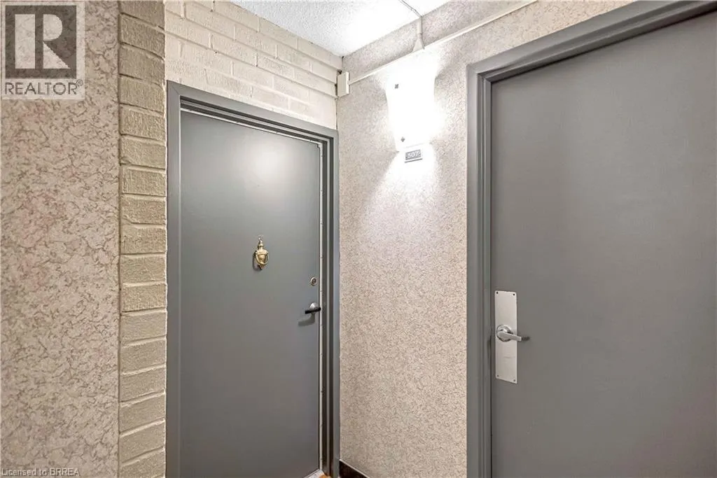 1964 MAIN Street W Unit# 507, #507