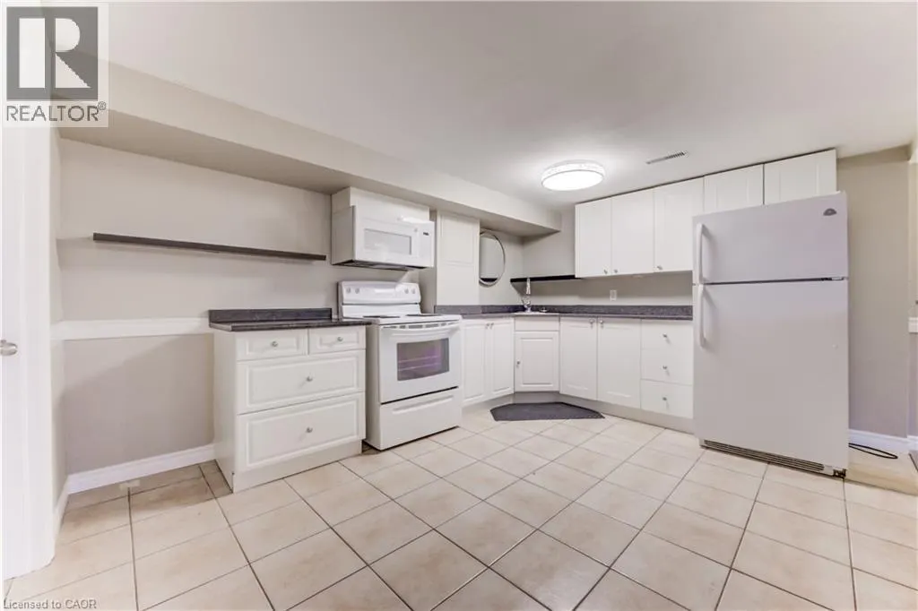 119 KINGSWOOD Drive