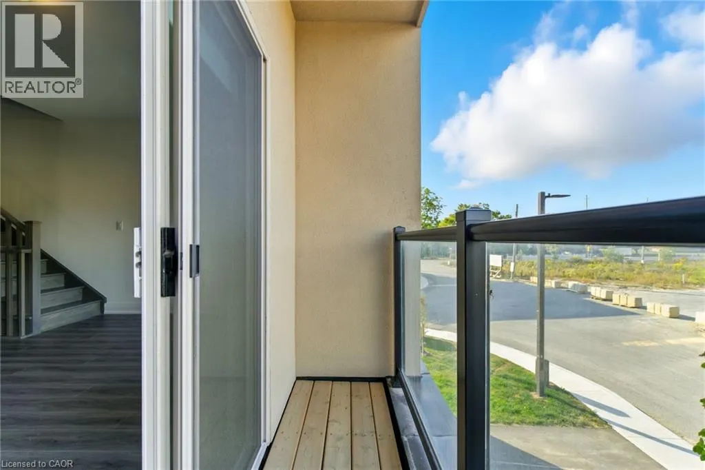 4 CLEAR VALLEY Lane