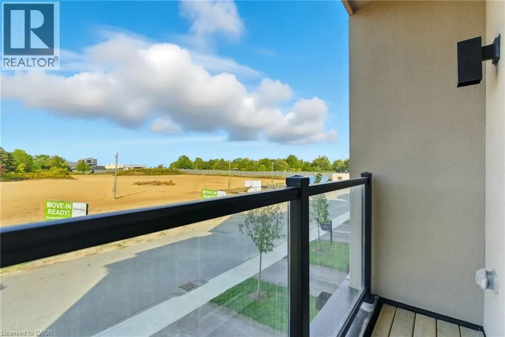 4 CLEAR VALLEY Lane